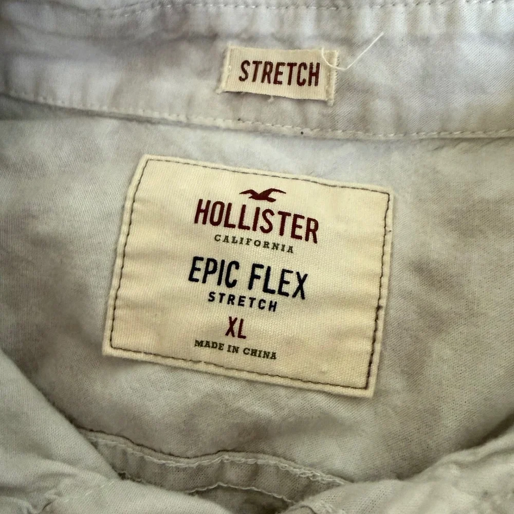 Hollister stretch button